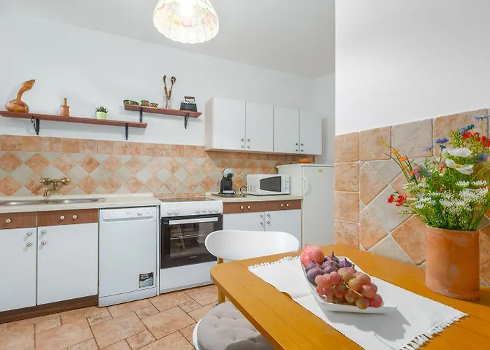 Apartmán Strandnahes Inmitten Der Altstadt Mit Mediterranem Garten - Nur 150 Meter Zum *